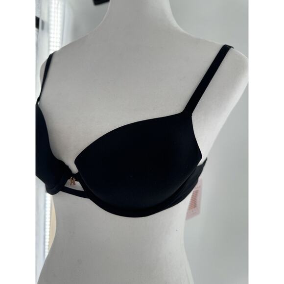 Savage Fenty Xssence T-Shirt Bra Size 32B Black Sexy Cutout Underwire NWT - Picture 15 of 16